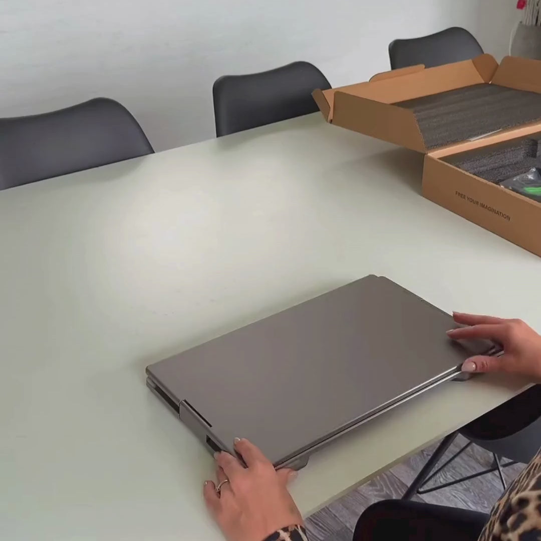 Indlæs video: S800 Bærbar Duo Skærmudvider - 15,6"